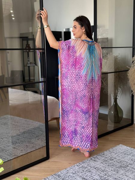 Фіолетова туніка PLUS SIZE з яскравим принтом XL&ndash;5XL SW676 фото