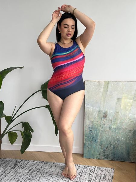 Суцільний купальник PLUS SIZE з яскравим принтом XL&ndash;3XL SW3705-xl фото